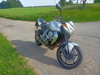 Kawasaki Z750 - 14