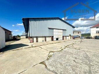 Skladové haly 2242 m2 s navazujícími pozemky  4158 m2 - Chod - 14