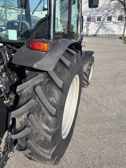 Traktor Case Quantum 85F - 14