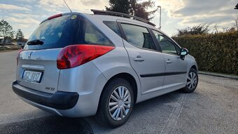 Peugeot 207 SW - 14
