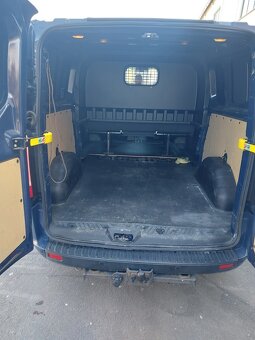 Ford tranzit custom 5míst L2H1 r.v 2018 96kw klimatizace - 14