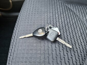 Toyota Rav4 2,0 VVT-i 112kW 4x4 NAVI - 14