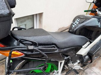 Honda VFR 800 FI, po velkém servisu, výborný stav - 14