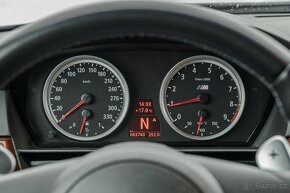 BMW M5 E61 Touring LCI /2007 / 63 800km - 14