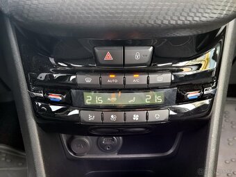 Peugeot 2008, 1,2 SERV.KNÍŽKA, MÁLO NAJETO - 14