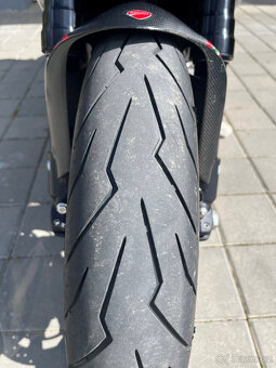 Ducati Diavel Carbon Red - 14