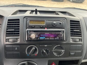 Volkswagen Transporter T5 L2 2.0 TDi 103kW - 14