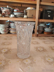 vázy z liatinového skla a krištálové - 14