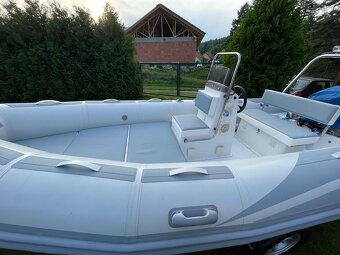člun RIB Adventure Vesta 500EVO - 14