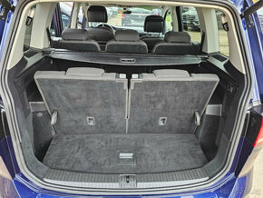 VW Touran Highline 2.0 TDi DSG - navi,tažné,temp,7míst,150PS - 14