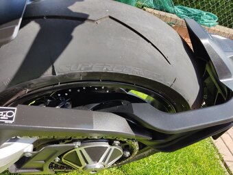 Honda CB 1000 R ABS Neo Sports (2019) stav nové, 9000km - 14
