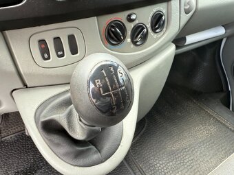 Opel Vivaro 2.0 CDTI L2H1 6 míst - 14