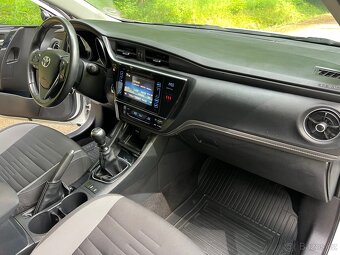 Toyota Auris 1,2T Edition S - TOP - 14