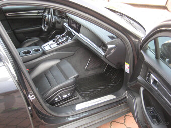 PORSCHE PANAMERA 4E-HYBRID 1. MAJITEL, SERVISKA - 14