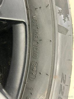 Subaru Outback zimní sada kol KUMHO (hřeby) 225/65/R17 - 14