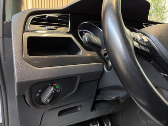 Volkswagen Touran 2.0 TDi Join - navi,temp,vyh.s,7míst,150PS - 14