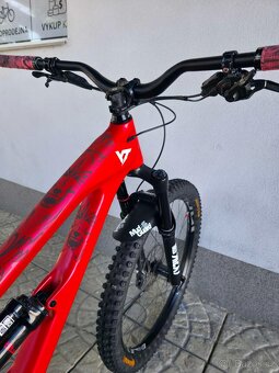 Horské kolo YT Capra CF Pro Carbon 29″ - 14