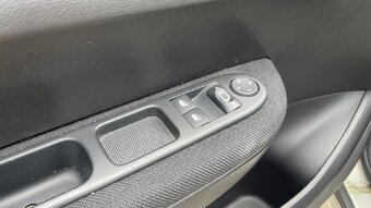 Peugeot 307, 1.6 HDi // TAŽNÉ // RV 11/2005 - 14