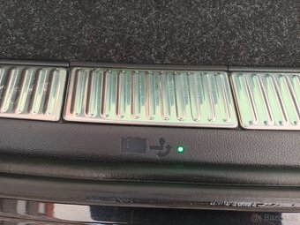 Škoda Superb 3 iV Combi TSI 160kW DSG L&K - záruka Autodraft - 14