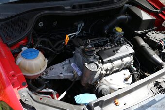 Volkswagen PoloCROSS  1.2 ,44 Kw, 108 000 KM - 14