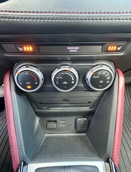 MAZDA CX-3 2.0i 110KW 4x4 KUŽE-LED-KAMERA-PDC-HEAD UP-VYHŘEV - 14