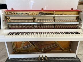 Bílá Yamaha v záruce, včetně nové klavírní židle, doprava - 14