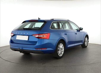Škoda Superb combi - 14