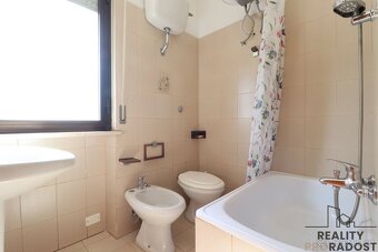 Prodej bytu 3+kk v osobním vlastnictví 49 m², Silvi Marina,  - 14