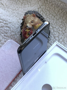 NEVÍDANĚ ZACHOVALÝ – Apple iPhone X 64GB Gray - TOP - 14