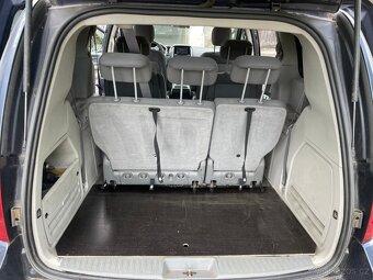 Dodge Grand Caravan SE - 14