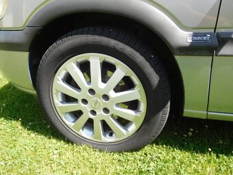 Opel Zafira 1,8 16v - 14