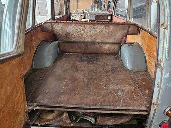 Skoda Tudor 1101 kombi - 14