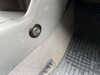 Škoda Octavia 1.6 benzín, EKO Zaplaceno - 14