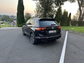 VW Tiguan R-Line DSG VIRTUAL + DVD - FULL VÝBAVA - 14