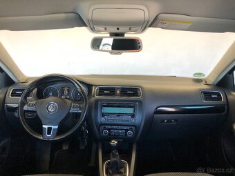 VOLKSWAGEN JETTA 1.2TSI - 14