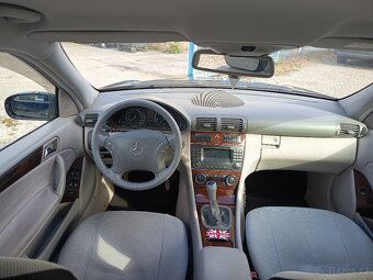 Mercedes Benz C 180 Elegance - 14