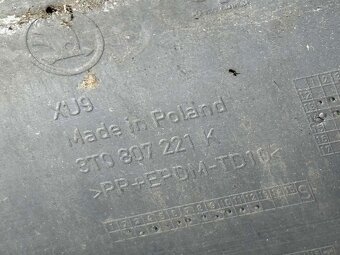 ŠKODA SUPERB 2 FACELIFT - nárazník + maska KO 3T0807221K - 14