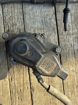 Tehlice, brzdice, tlumice - Audi A6 4G C7 - 14