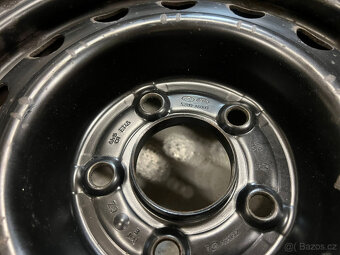 195/65R15 letní Kia ceed Hyundai I30 6x15 ET46 5x114,3x67 - 14