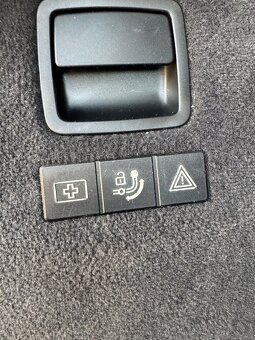 BMW 320D 2011 - 14