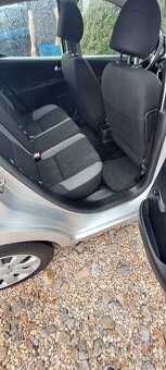 Peugeot 207 1.4i 54kW 5dveri KLIMA - 14