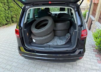 Volkswagen Sharan 1,4 TSi/ 110 Kw 7míst serviska benzín - 14