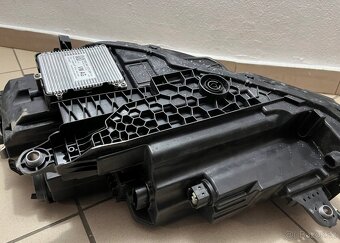 Škoda Superb 4 IV prední prave svetlo Matrix led 3P1 - 14