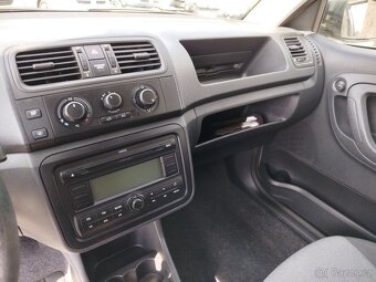 Škoda FABIA 1.2i 51kW, r.v. 4/2009, najeto 185.350km - 14