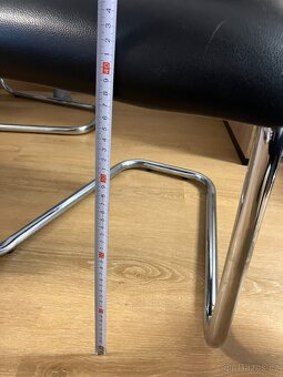 Jídelní stůl + 4 židle - 14