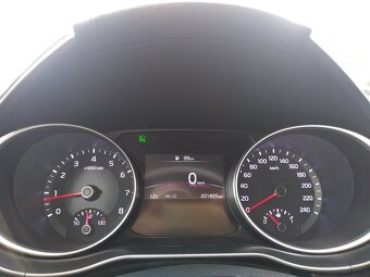 2022_KIA Ceed combi 1.5 turbo_1.maj.SR_234.000Kč netto_ - 14