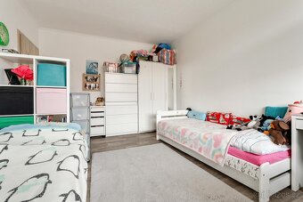 Prodej prostorného bytu 3+1 v OV po kompletní rekonstrukci - 14