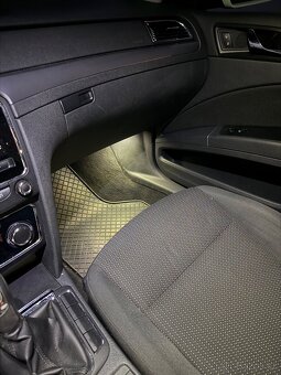 Škoda Superb combi 1.4tsi 92kw - 14