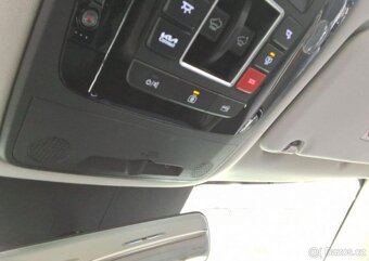 Kia Carnival 2.2-7MÍST-NA CESTĚ - 14