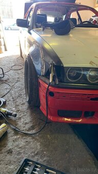 Bmw e36 328i coupe - 14